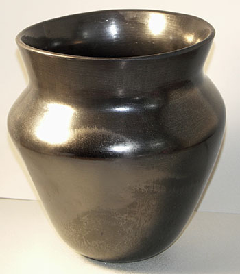 Black Polished Pit Fired